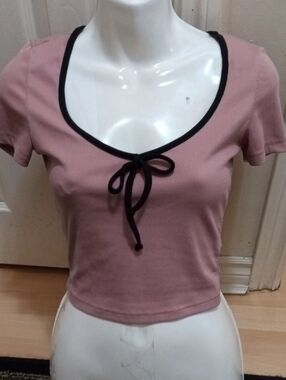 💲2⃣▶Daisy Dusty Pink Crop Top with Black Trim